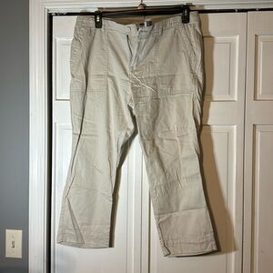 Old Navy crop pants